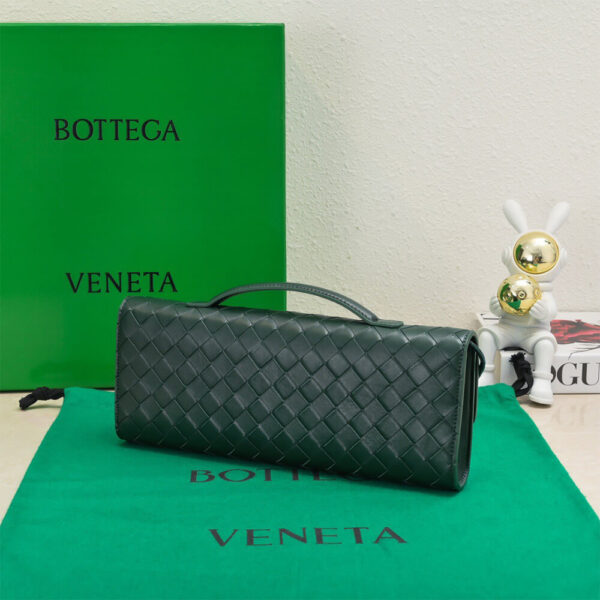 Green Bottega Veneta Andiamo Clutch (HIGH-END GRADE) - Image 3