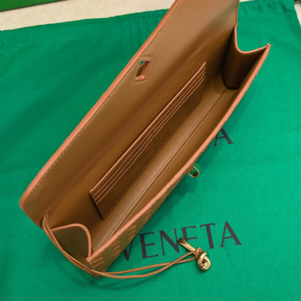 Brown Bottega Veneta Andiamo Clutch (HIGH-END GRADE) - Image 8