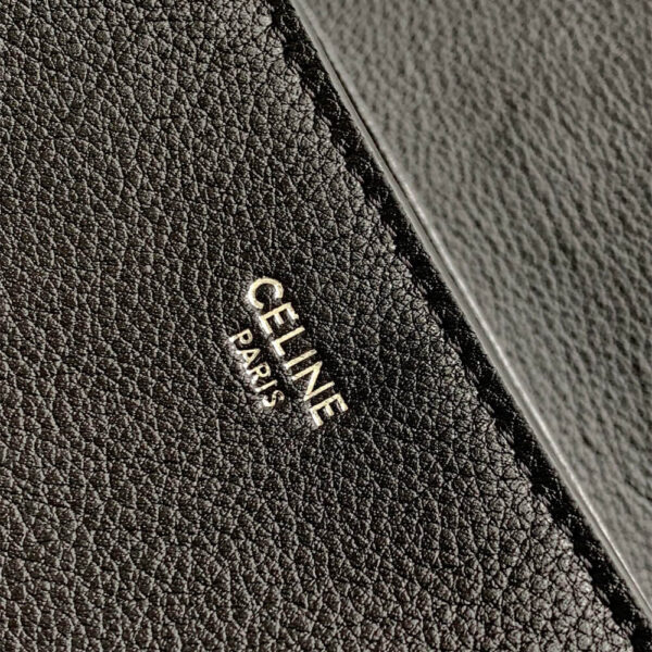 Medium CELINE VICTOIRE bag in soft calfskin - Image 8